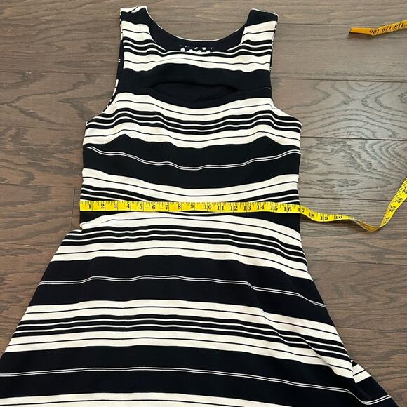 Anthropologie Maeve Riley Striped Knit Dress - Black with White - Size 16 - Picture 7 of 11